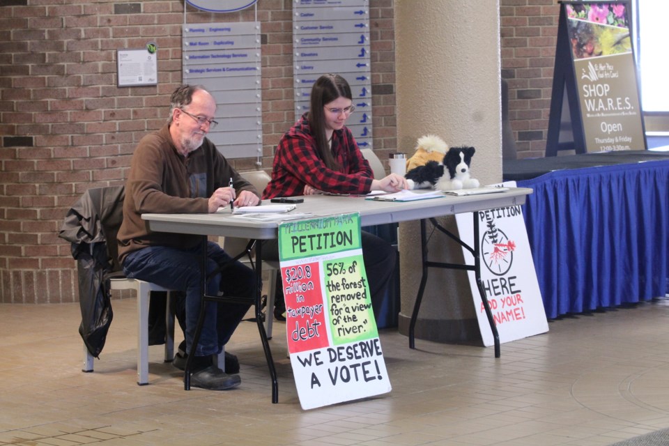 0404-millennium-park-petition