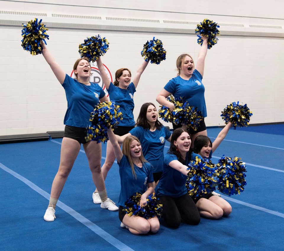 0412-cheerprovincials-4987-km