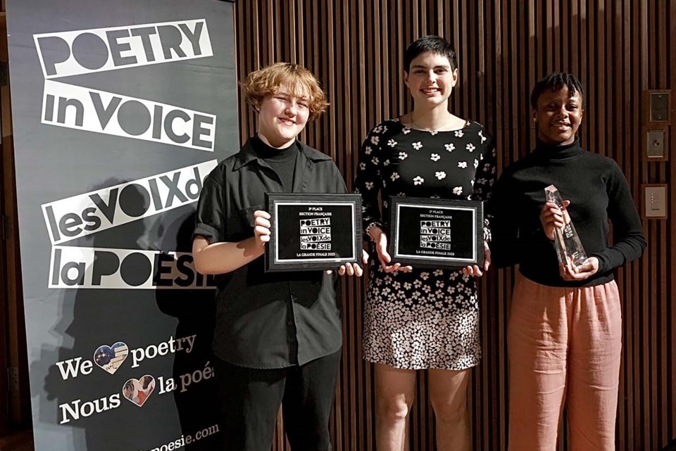 0426-poetrywinner-anaky-sup
