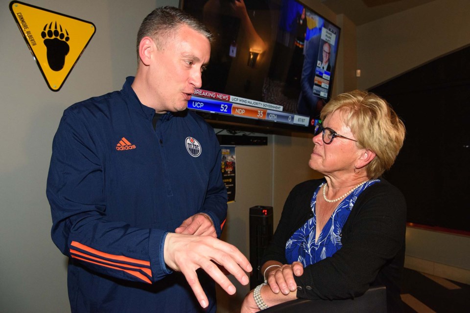 CLOSE RACE- NDP supporter Heath Ryerse (left) chats with Morinville-St. Albert NDP candidate Karen Shaw at DJâs Lounge in St. Albert late May 29. Shaw lost to UCP incumbent Dale Nally in a close race. KEVIN MA/St. Albert Gazette