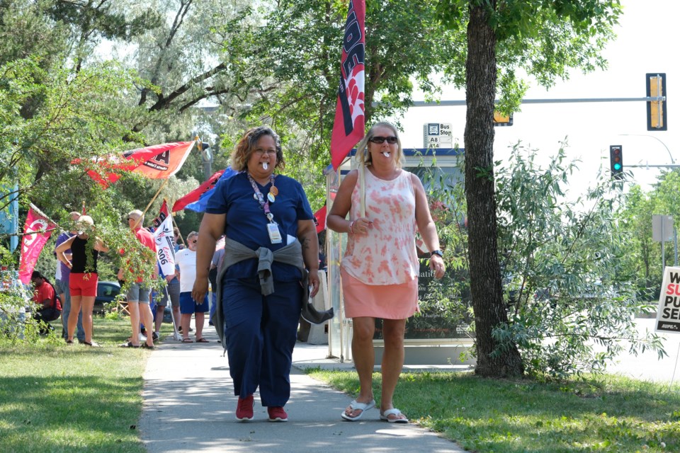 0718-aupe-rally