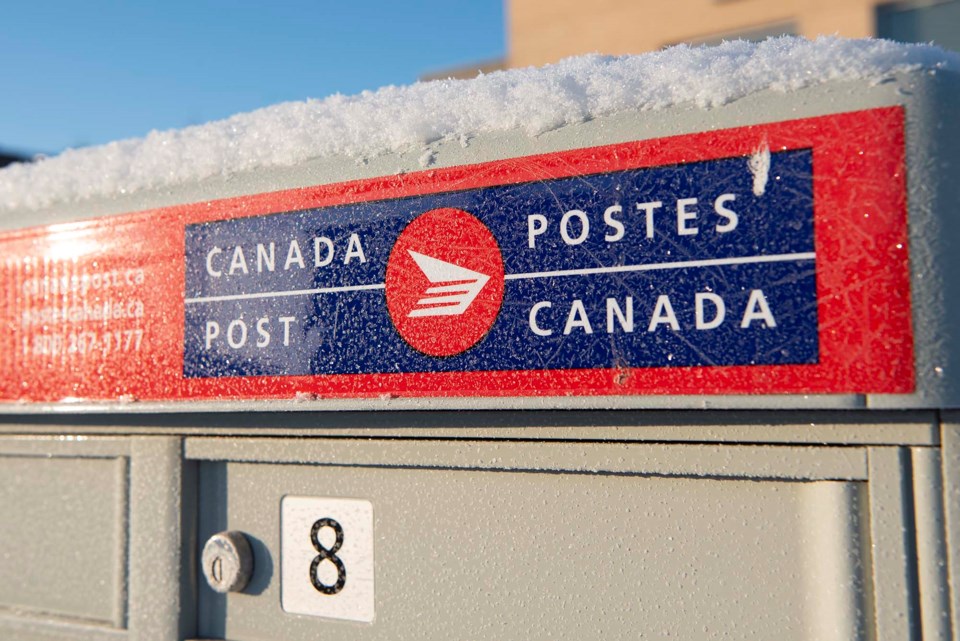 1218-strikewrap-mailbox-5333-km