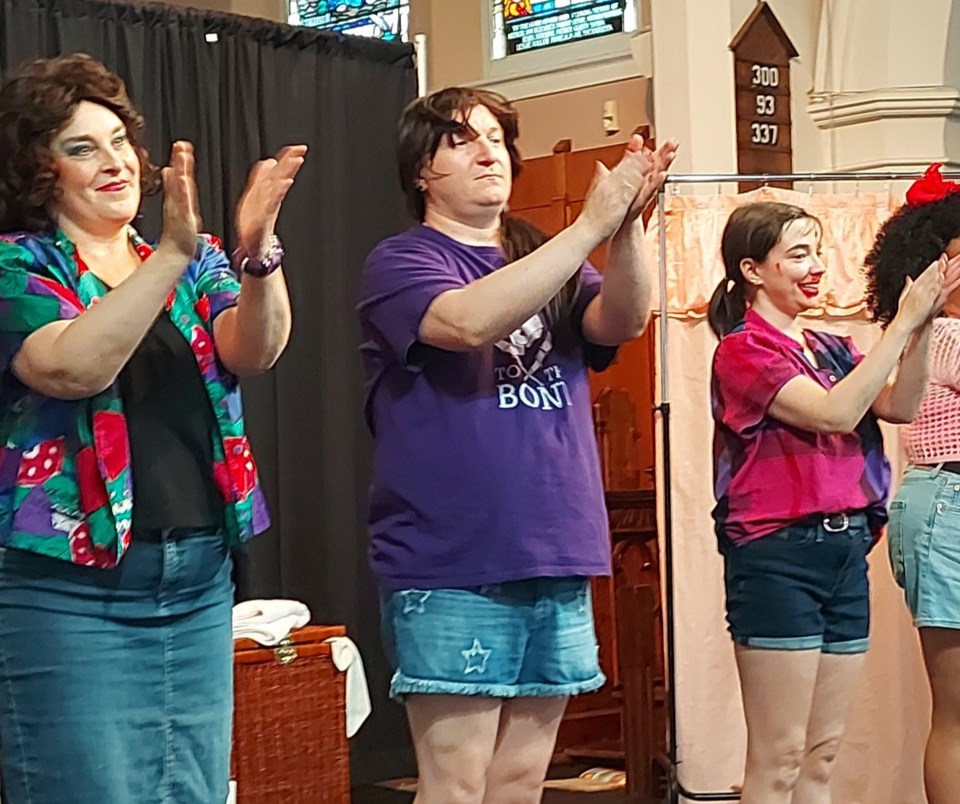 2108-fringe-giorgi-clapping-on-stage_cropped
