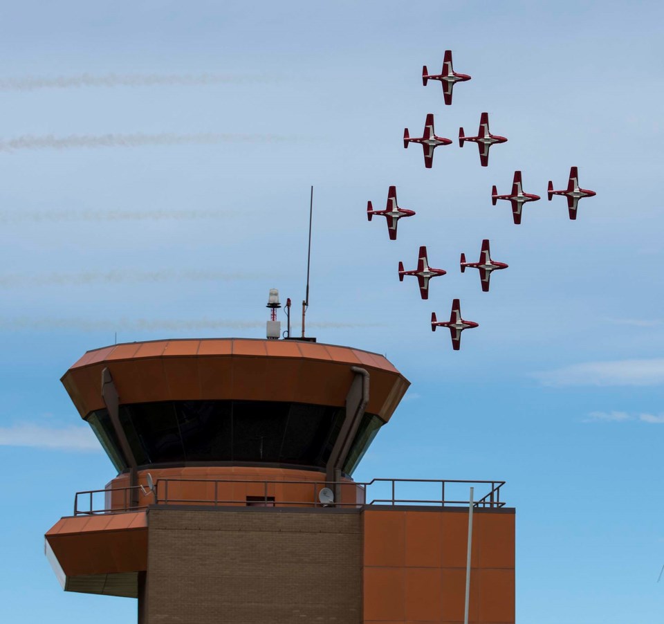 2307 AirshowPreview airshowdr1392