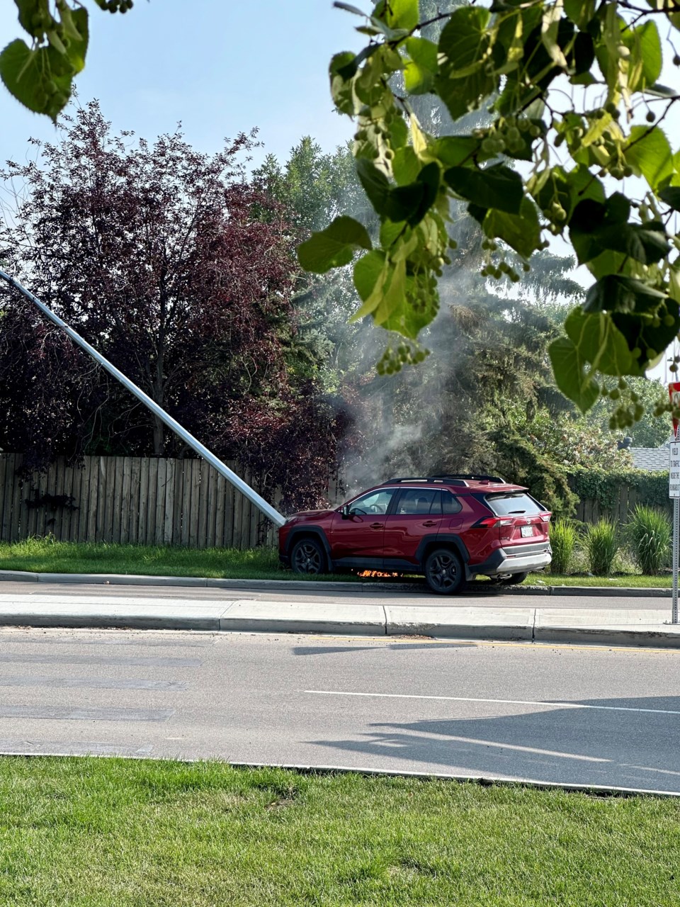 2908-car-fire-1