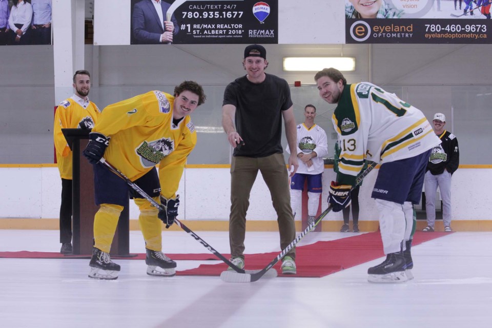 Philadeplhia Flyers goaltender Carter Hart of Sherwood Park poses for photos before dropping the puck for the ceremonial first faceoff at the third annual Humboldt Broncos Memorial Hockey Tournament on Friday, July 8, 2022. JACK FARRELL/St. Albert Gazette