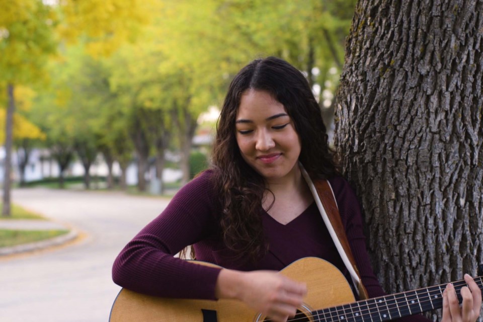 St. Albert singer-songwriter Amy Polczer is co-host of the Plaza Series Good Neighbour Open Mic Night on Thursday, Aug. 25, 2022. HOLLY MAZUR/Photo