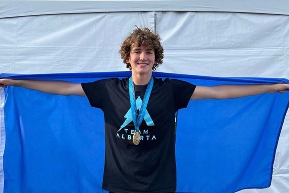 Reid Maxwell wins five Summer Games swimming medals