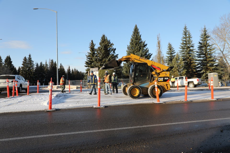 2010 Roundabout construction 02 JN