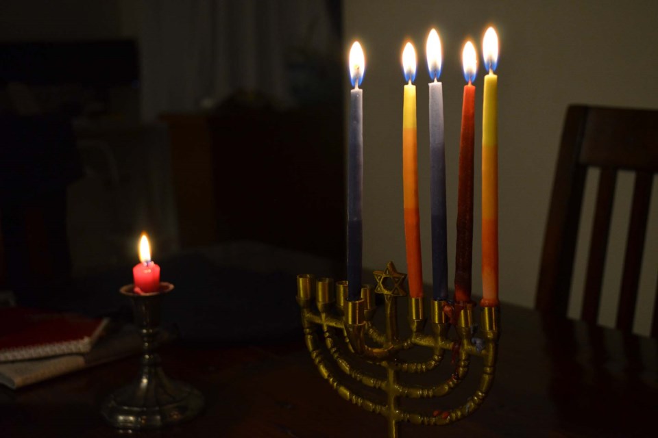 2212 hanukkah rn CC