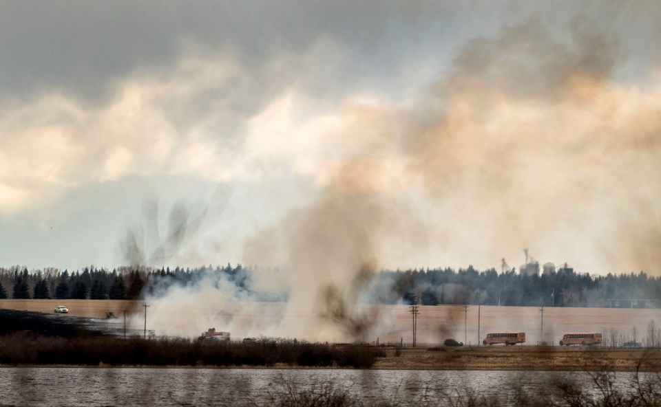 2404 grass fire DR06