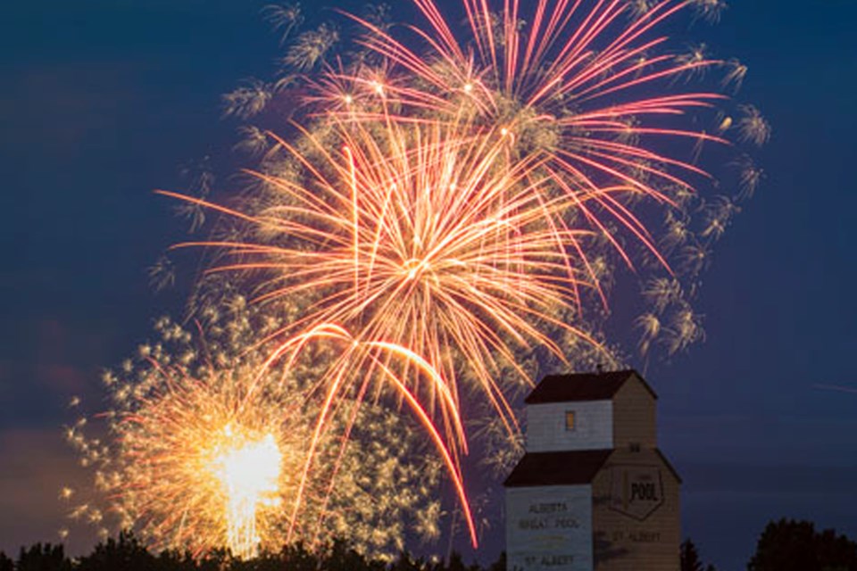 CanadaDayFireworksWEB