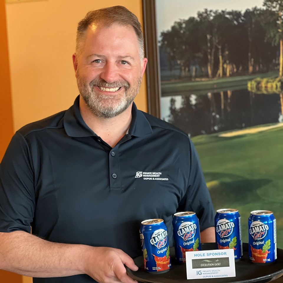 hole-sponsor-delivery-shawn-pic