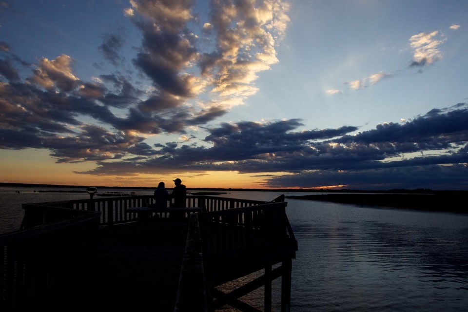 big lake sunset-BY-3215 CC