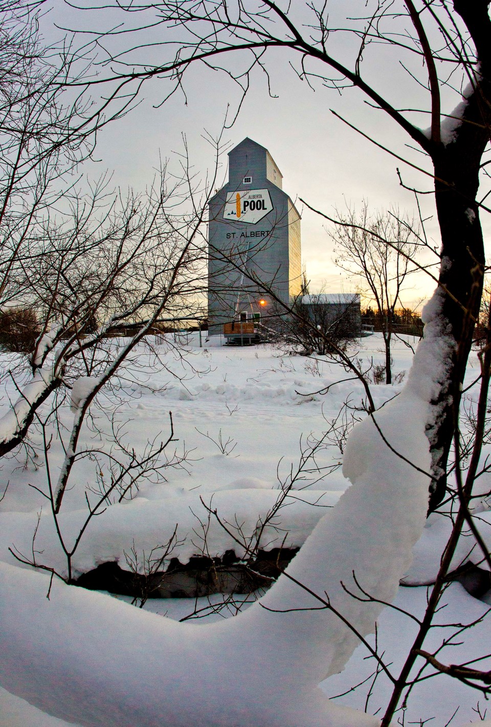 St. Albert Grain Elevator-AB-2927 CC C