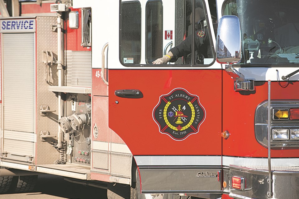 stock st albert fire truckDR10