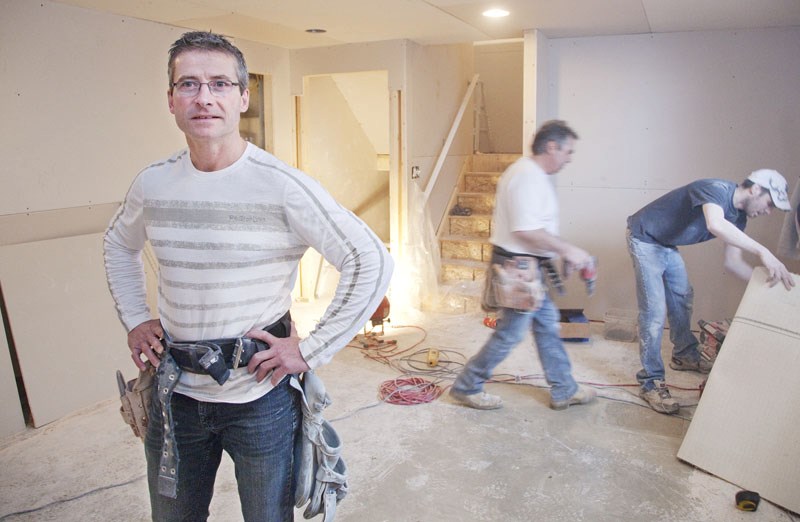 St. Albert contractor Brian Cyr is coming to the small screen for the second season of My RONA Home. The series airs on Citytv starting April 10.