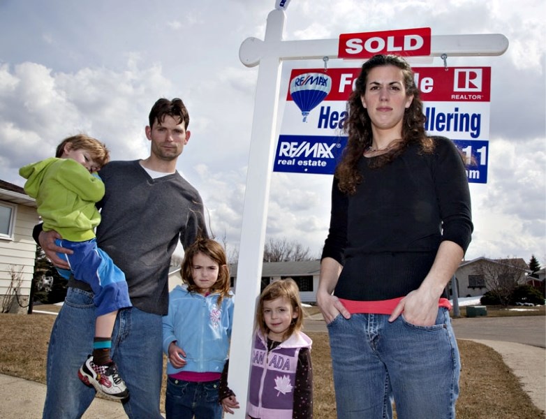 Donna Hunter and her family Clark