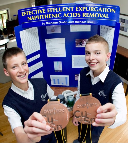 (L-R) Brennon Grohn