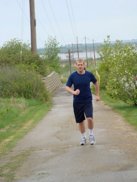 Cpl. Joshua Martin in training for his four-day 200-km marathon in support of Soldier On.