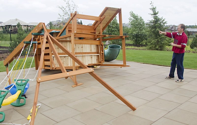 Mark Knoefel of Riverstone Pointe describes how a vicious storm destroyed his family&#8217;s outdoor play equipment