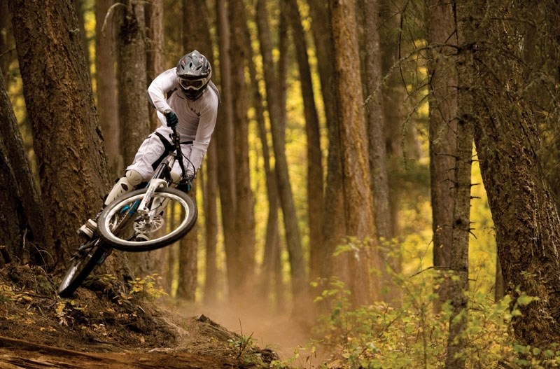 Kurt Sorge rides in the film Follow Me