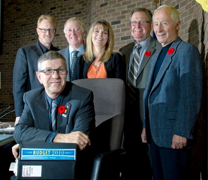 Mayor Nolan Crouse (L) and city councillors (L to R) &#8211; Wes Brodhead