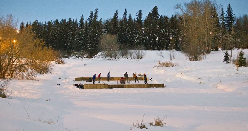 HOCKEY LOCKOUT – The city has asked a local group to remove a temporary rink set up on the Sturgeon River stating the structure is a safety hazard.