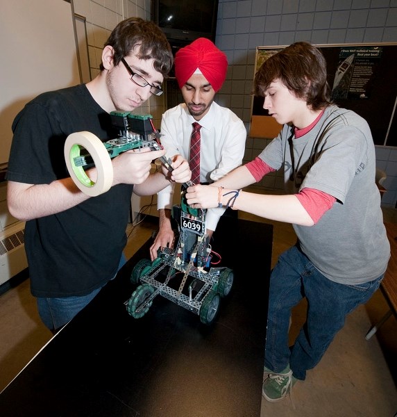 BELLEROSE BULLBOT – Bellerose Robotics Club members Tyler Codner (left)