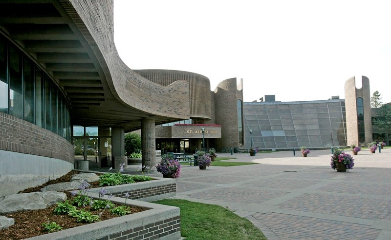 OVERFLOWING – Built in 1984