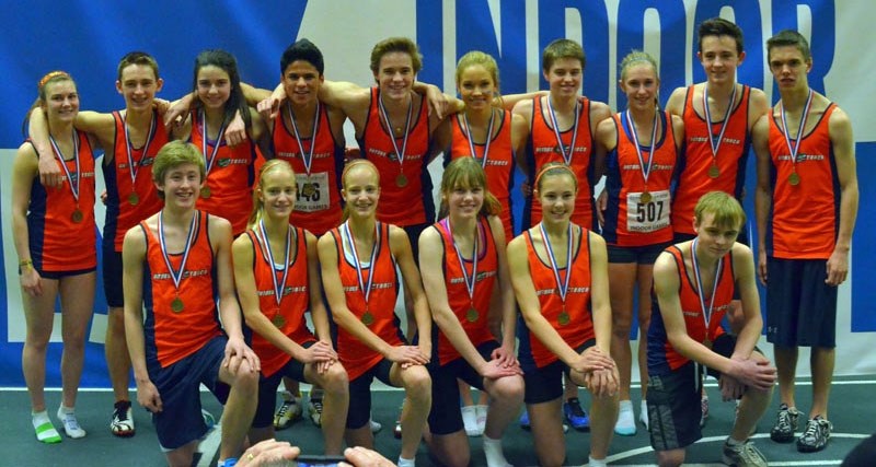 GREAT GATORS &#8211; The Lorne Akins Gators&#8217; A teams swept the male and female junior high 8&#215;200 metre relay finals for the second year in a row at the Edmonton