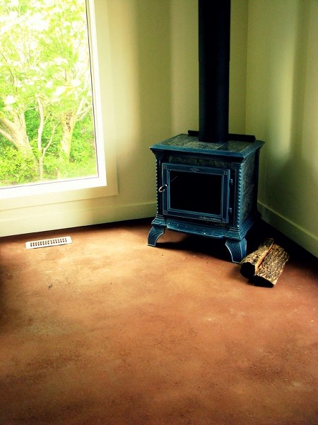 DIRT FLOOR – This earthen floor is finished with hemp oil.