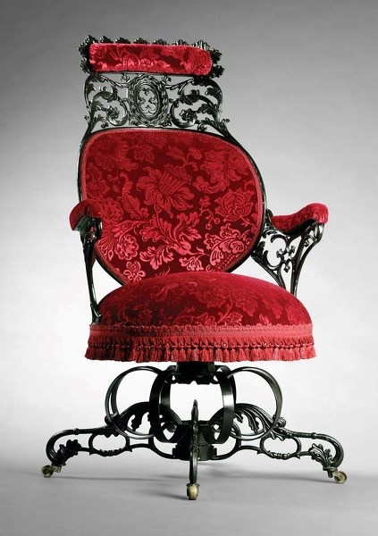 SPRING LOADED – The Centripetal Spring Arm Chair