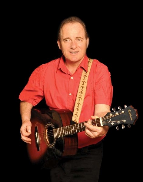 ARTS BLENDER – Family entertainer Norman Foote combines comedy