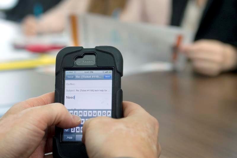 RING A DING – What&#8217;s acceptable and what&#8217;s not when it comes to cellphones?