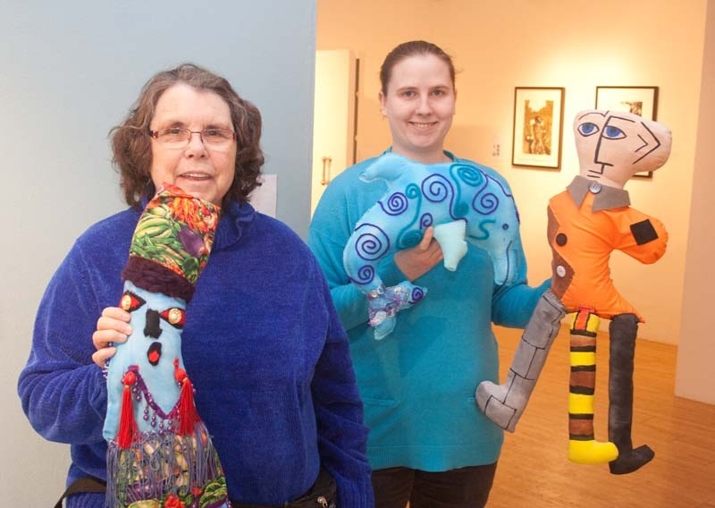 FRUITS OFF LOOMS – Leona Clawson