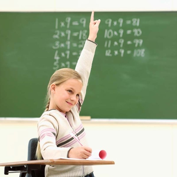 BLENDED APPROACH – Research shows that the best math students possess a combination of memorized knowledge and an ability to devise their own method of calculating an answer.