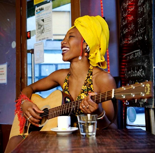 AFRICAN FAVOURITE – Fatoumata Diawara will sing in the Wassoulou language on Jan. 29.