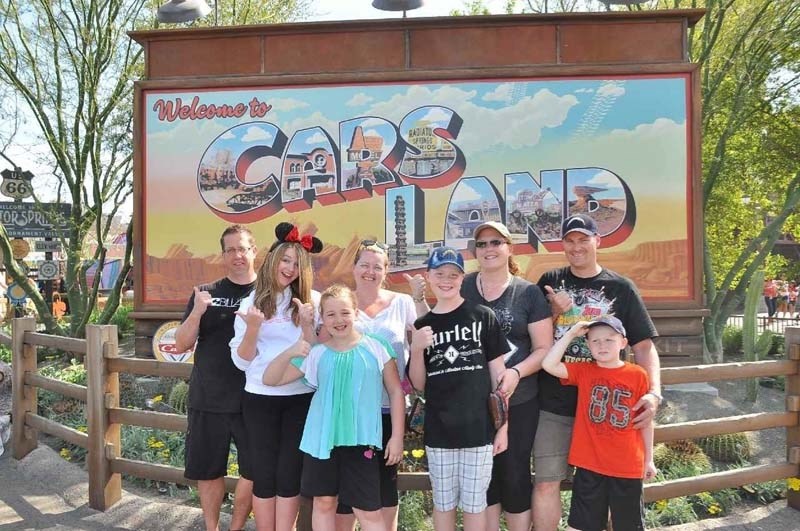 ON VACATION – The Oake and Sinclair families definitely buy into the &quot;Good Neighbour&quot; philosophy.