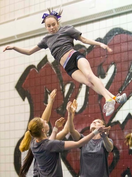 AIRBORNE &#8211; Jessica Jennings