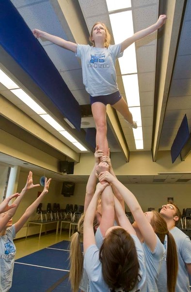 RISE UP &#8211; Paul Kane Blues cheer team member Kimmy Peever