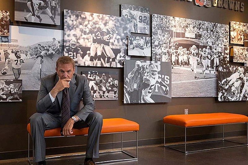 DRAFT DAY &#8211; Kevin Costner plays General Manager Sonny Weaver