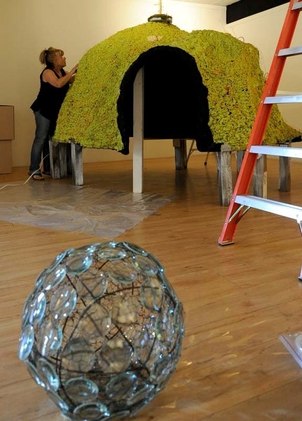 TREEHOUSE ART – Artist Sherri Chaba and her exhibit