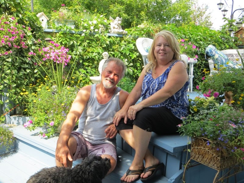 BEST PERENNIALS – Jean and Karl Wichowski