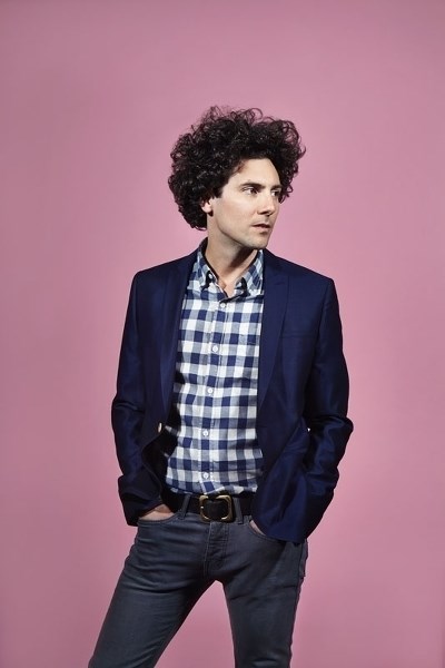 FROM FOLK TO POP – Singer-songwriter Jeremy Fisher jokes around for the cover of his new album The Lemon Squeeze. Pink Lemonade anyone?