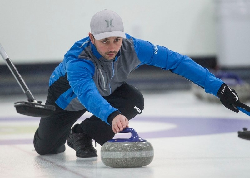 ON TARGET &#8211; Steve Hutchings lines up a shot for the Mike Hutchings&#8217; rink in Sunday&#8217;s final at the St. Albert OK Tire Men&#8217;s Bonspiel. Hutchings beat
