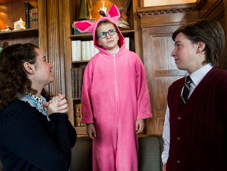 The play adaptation of A Christmas Story comes to life thanks to the St. Albert Children&#8217;s Theatre members