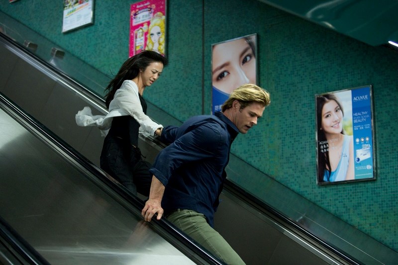 Lien Chen (Wei Tang) and Nicholas Hathaway (Chris Hemsworth) evade murderous hackers in one of the few intense action sequences in Blackhat.