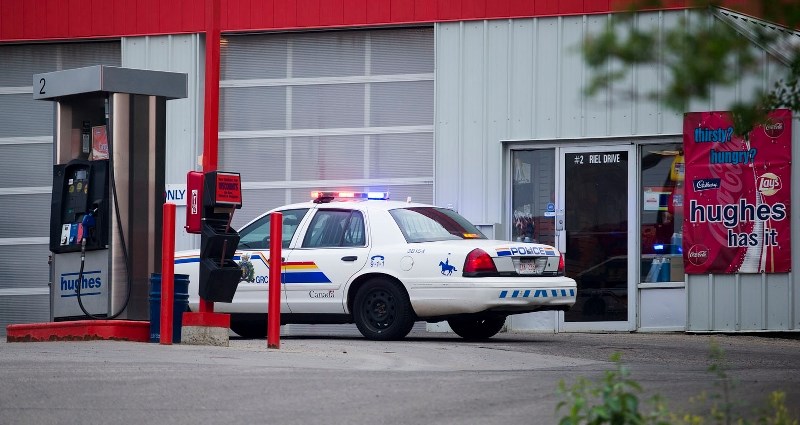 ARMED ROBBERY &#8211; RCMP responded to a armed robbery on Tuesday evening at the Hughes car wash on Riel Drive. The suspect was reported to have been wielding a knife