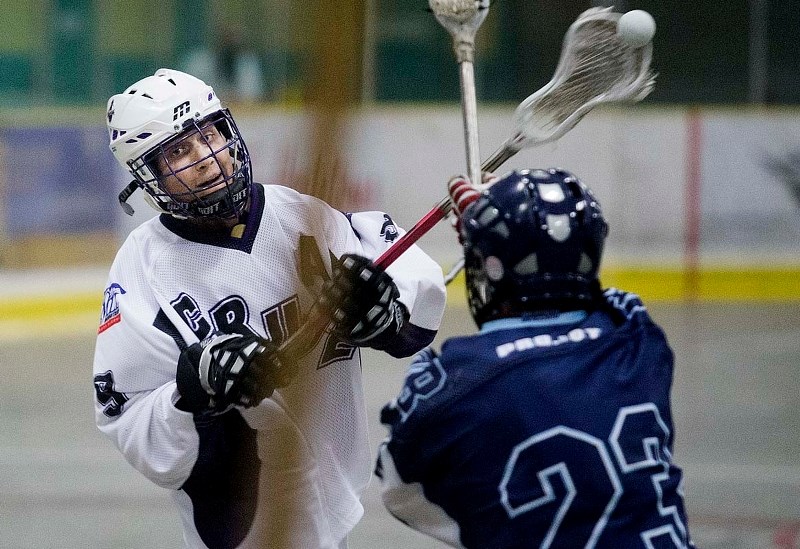 SHOT ON NET – Simon Hansen of the St. Albert Crude lines up for a shot during their game against the Manitoba Blizzard on Saturday afternoon at Akinsdale Arena.